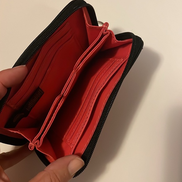 Fossil small wallet. Multi-color, gently used, good condition - Picture 3 of 3